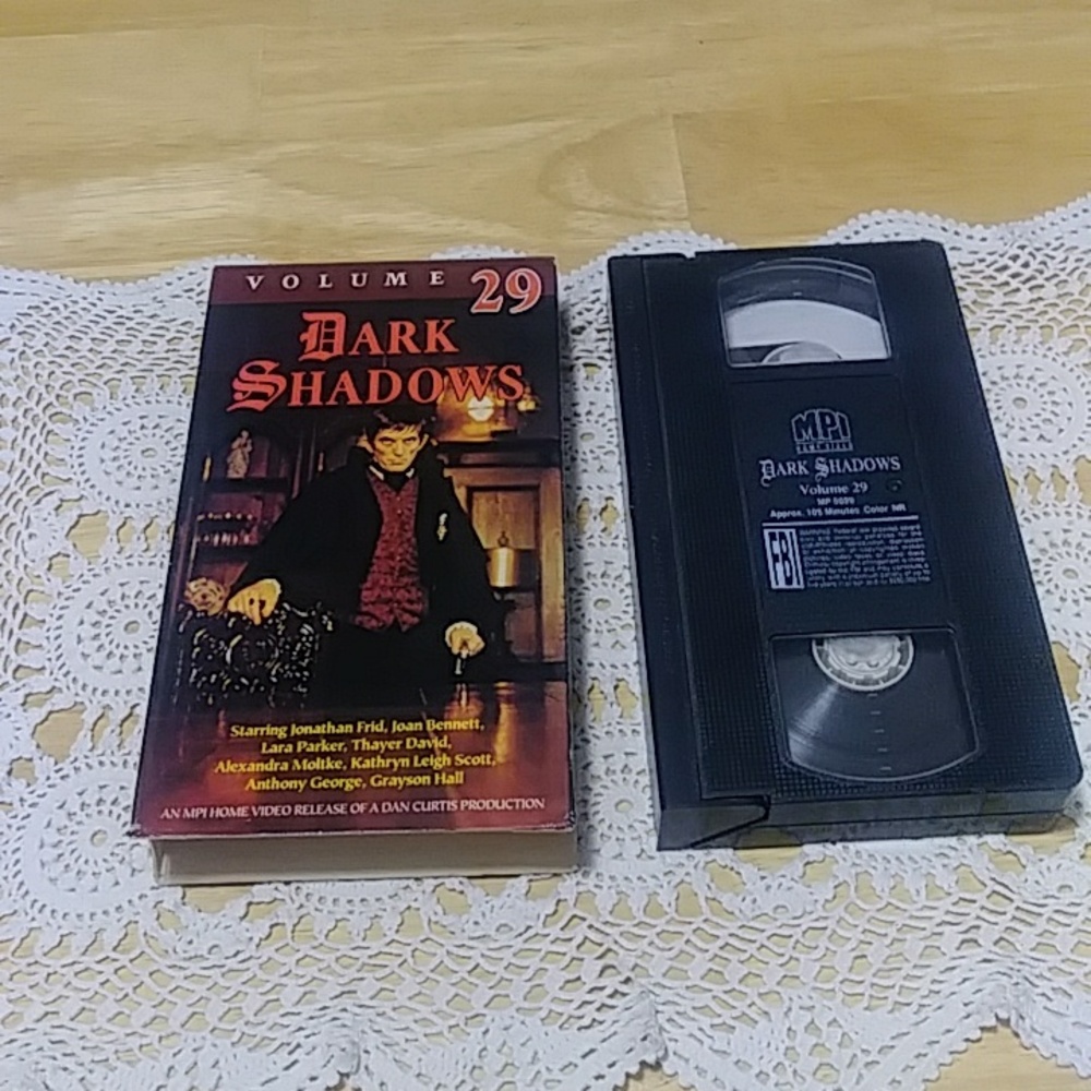 Dark Shadows Volume 29 VHS - Vampires, werewolves, horror, suspense